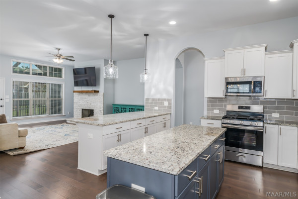 9266 Crescent Lodge Circle