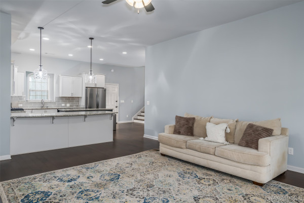 9266 Crescent Lodge Circle