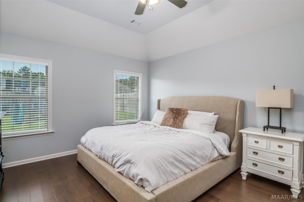 9266 Crescent Lodge Circle