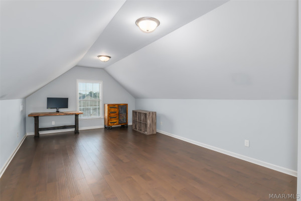 9266 Crescent Lodge Circle