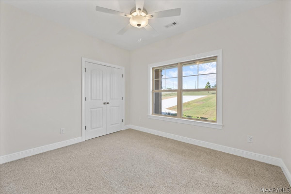 10 County Road 1081 .