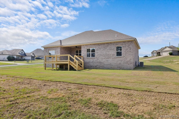 10 County Road 1081 .