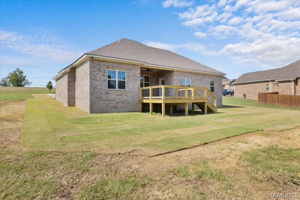 10 County Road 1081 .