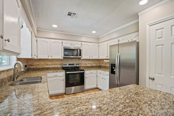 6407 Halcyon Drive