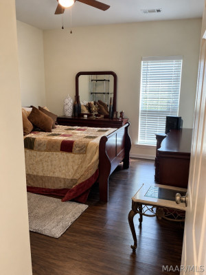 6336 Burbank Crossing Loop
