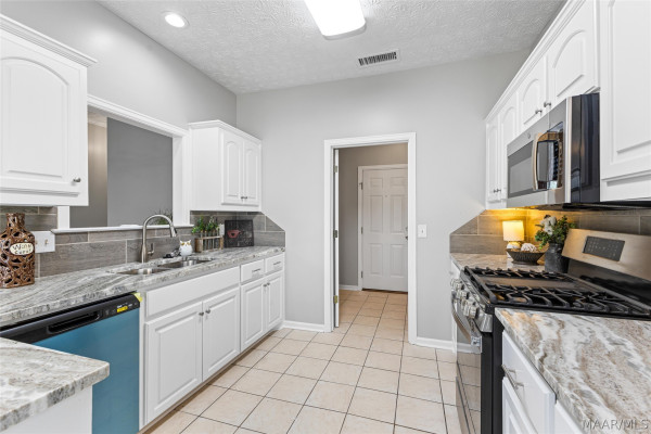 49 CLEARVIEW Lane