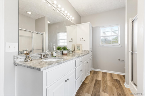 49 CLEARVIEW Lane