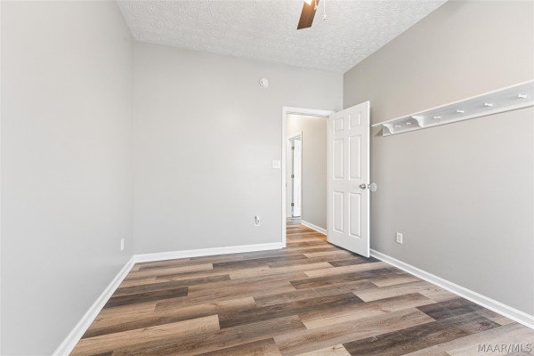 49 CLEARVIEW Lane