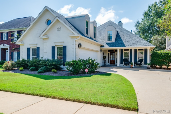 9806 Mid Pines Court