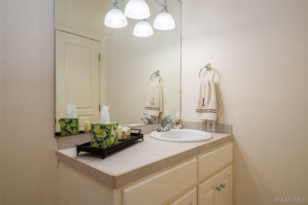 9806 Mid Pines Court