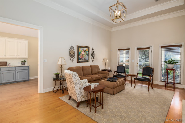 9806 Mid Pines Court