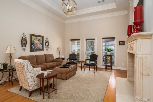 9806 Mid Pines Court