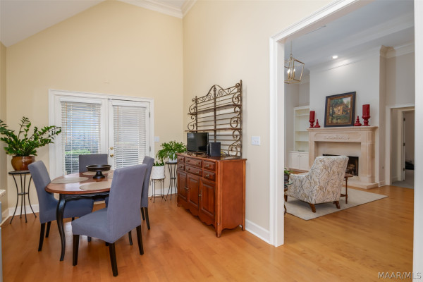 9806 Mid Pines Court