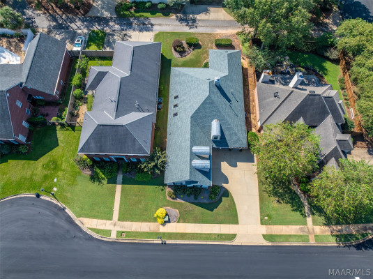9806 Mid Pines Court
