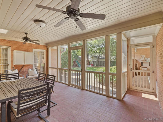 3207 Lancaster Lane