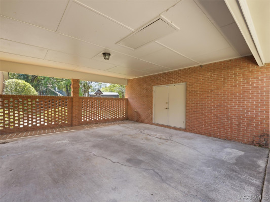 3207 Lancaster Lane