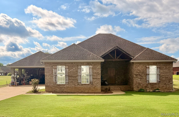 25 Autumn Trail Circle