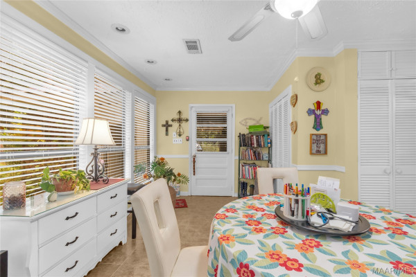 3932 Sunset Drive