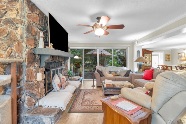 3932 Sunset Drive