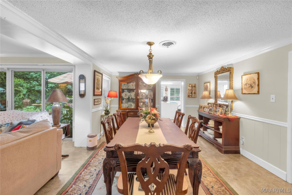3932 Sunset Drive