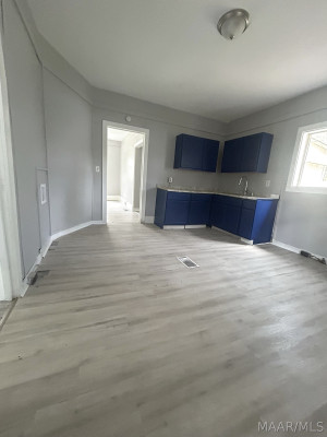 602 6TH Street
