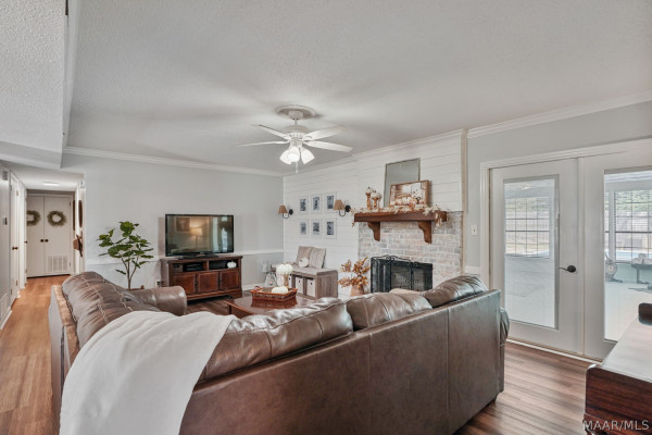 2331 N Cobb Loop