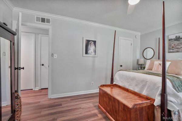 2331 N Cobb Loop