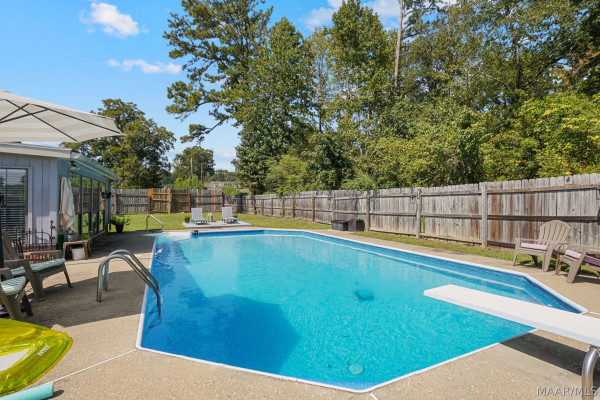 2331 N Cobb Loop