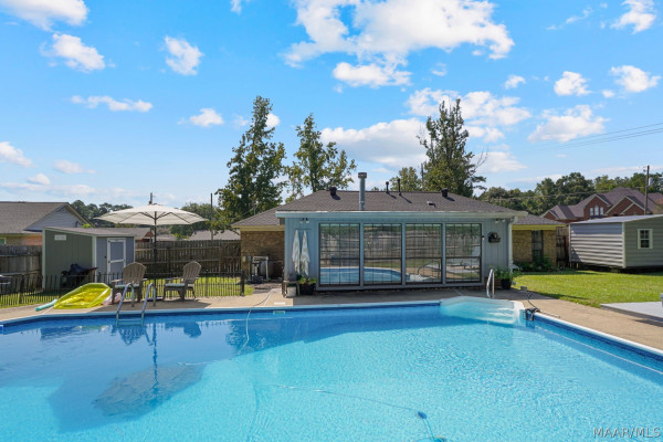 2331 N Cobb Loop