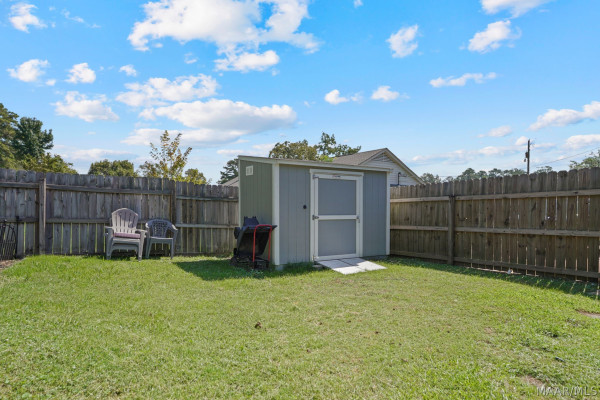 2331 N Cobb Loop