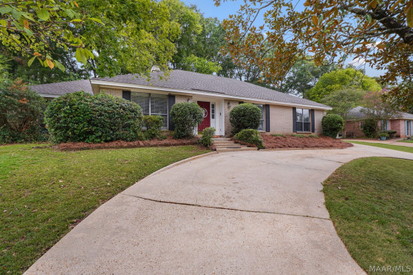 166 LEDYARD Drive