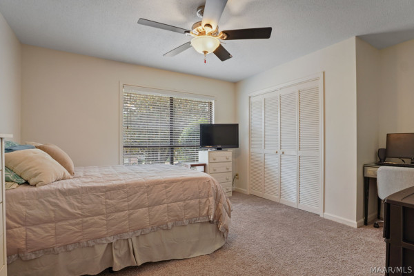 166 LEDYARD Drive