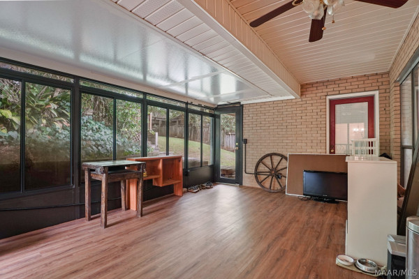 166 LEDYARD Drive