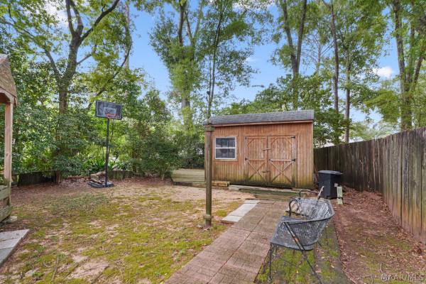 166 LEDYARD Drive