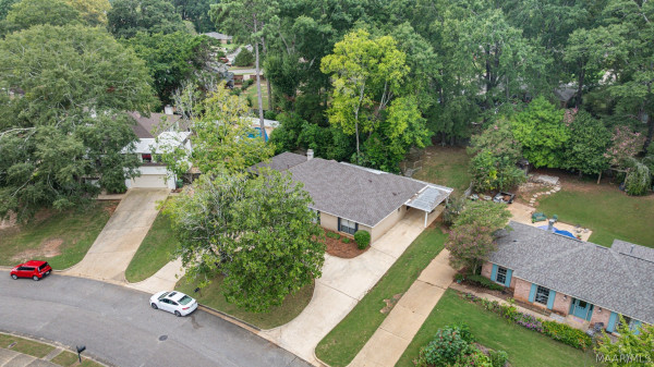 166 LEDYARD Drive