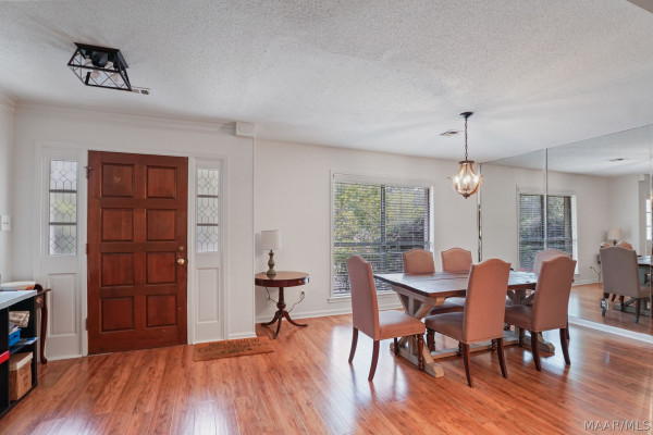 166 LEDYARD Drive