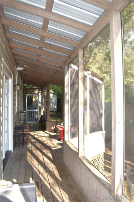 3135 CLOVERDALE Road