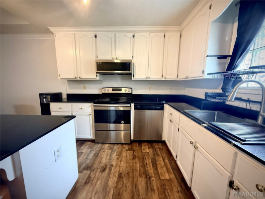 8928 ASHEVILLE Drive