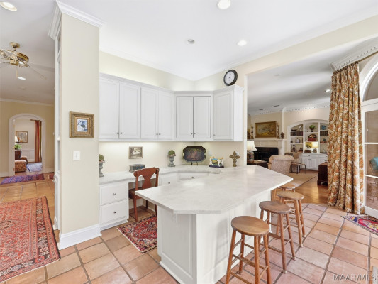 3201 Colline Close