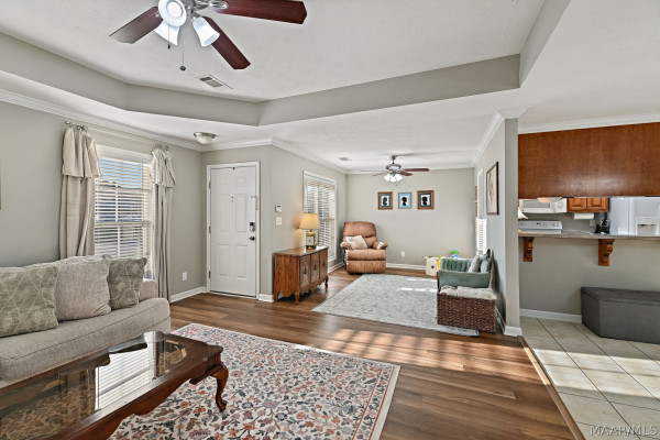 728 Buena Vista Loop