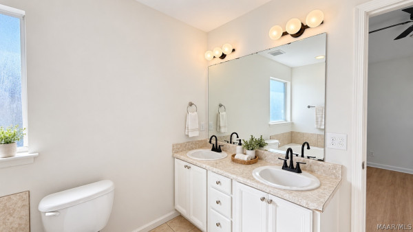 5868 HAMMERMILL Loop
