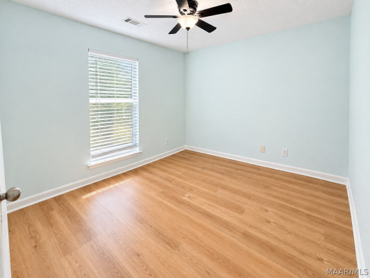5868 HAMMERMILL Loop