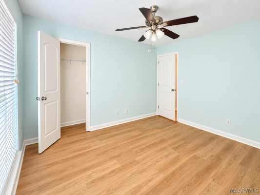 5868 HAMMERMILL Loop