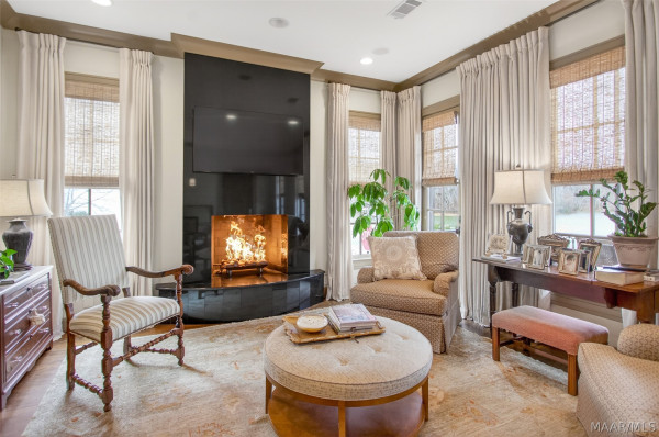 121 Bridge Street