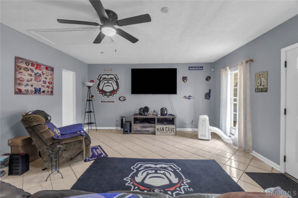 4309 Delmar Drive