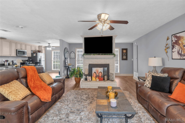 4309 Delmar Drive
