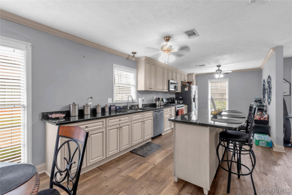4309 Delmar Drive