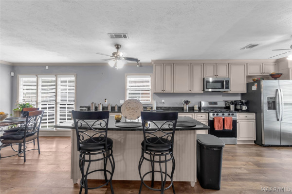 4309 Delmar Drive