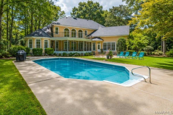 8371 Timber Creek Drive