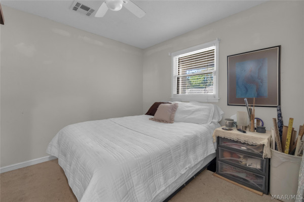 1527 PINERIDGE Court